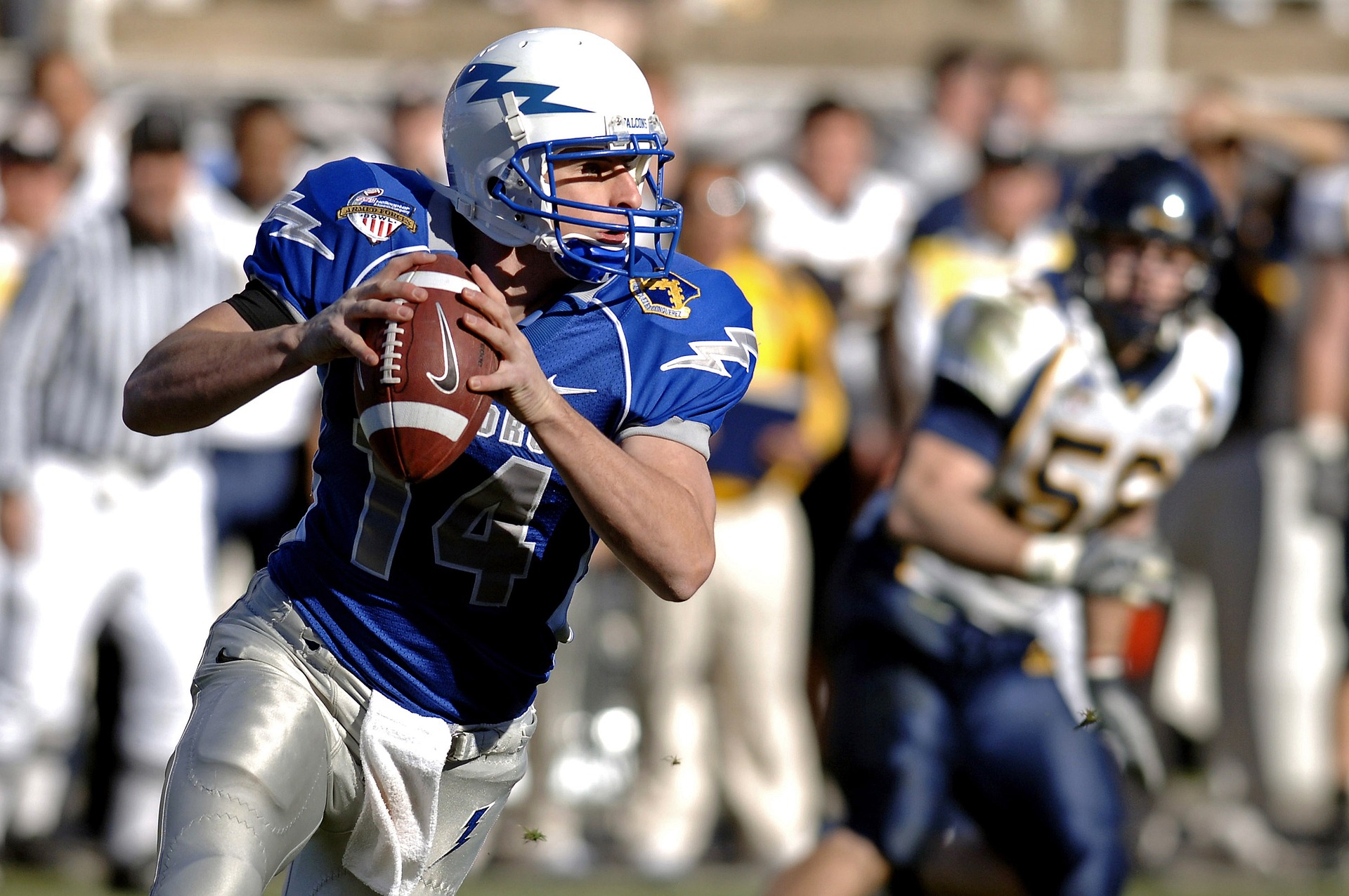 broadcast sports on the internet